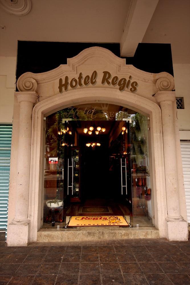 Hotel Regis Uruapan  ภายนอก รูปภาพ